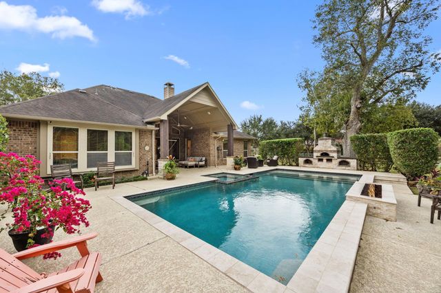 30502 Founders Pecan Street, Fulshear, TX 77441