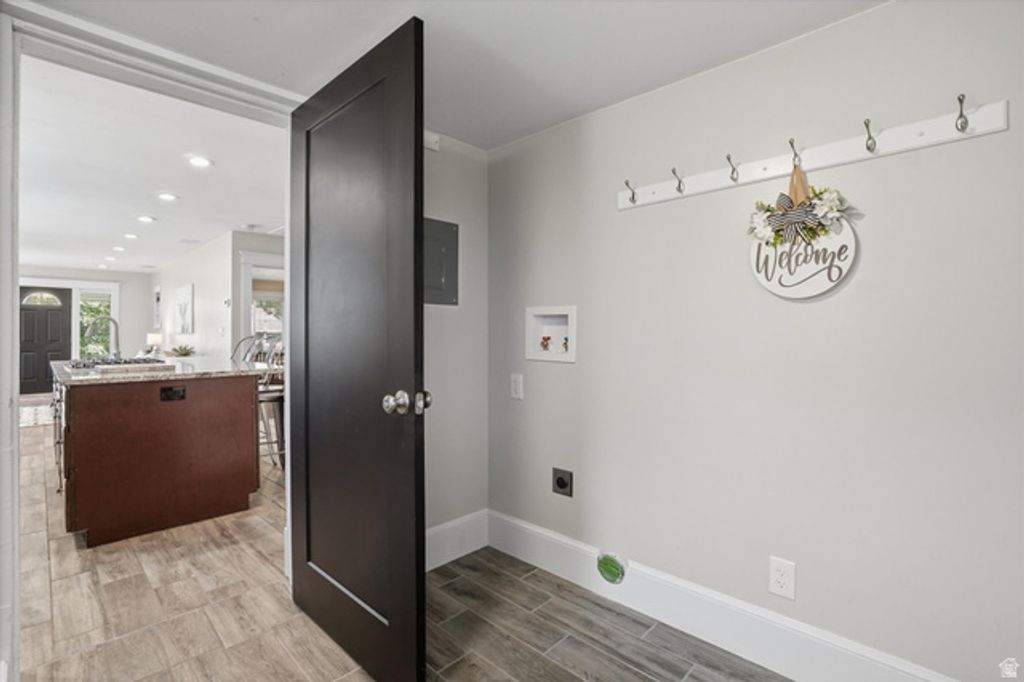 Image 11 of property listing at 2631 S CHADWICK ST, Salt Lake City, UT 84106