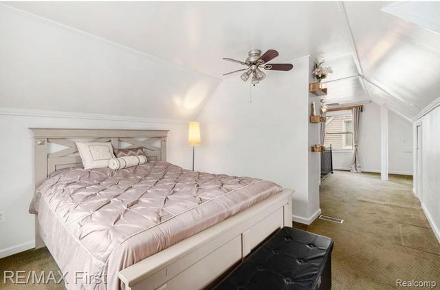 2217 E 10 Mile Road, Royal Oak, MI 48067