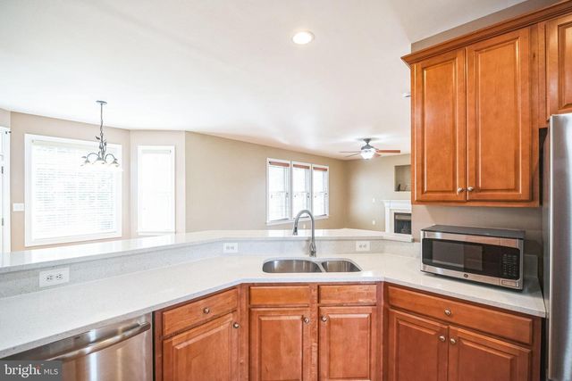 215 CHANCELLORSVILLE DR, Stephens City, VA 22655