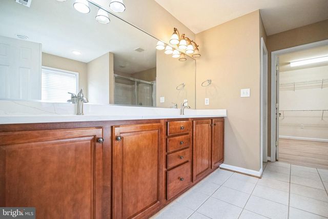 215 CHANCELLORSVILLE DR, Stephens City, VA 22655