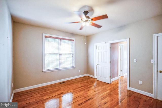 215 CHANCELLORSVILLE DR, Stephens City, VA 22655