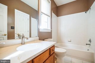 215 CHANCELLORSVILLE DR, Stephens City, VA 22655