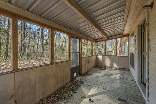 4997 Hwy 49, Avinger, TX 75630