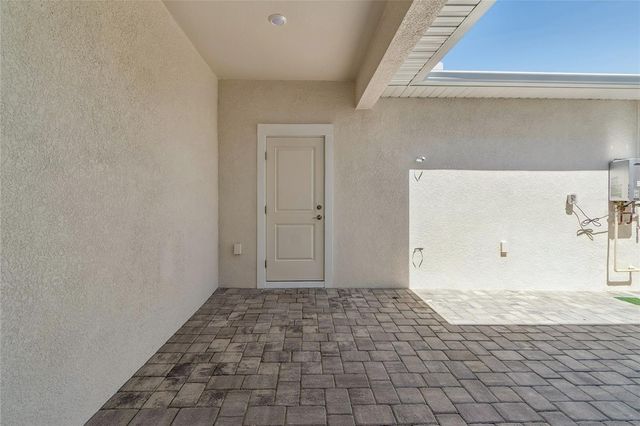 8123 SEAFLOWER PARKWAY, Bradenton, FL 34210