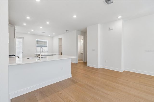 8123 SEAFLOWER PARKWAY, Bradenton, FL 34210