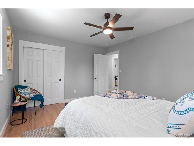 8836 Marathon Rd, Niwot, CO 80503