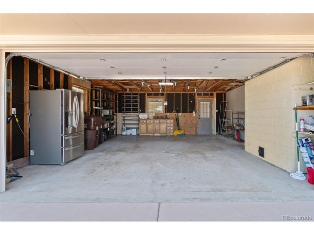 8836 Marathon Rd, Niwot, CO 80503