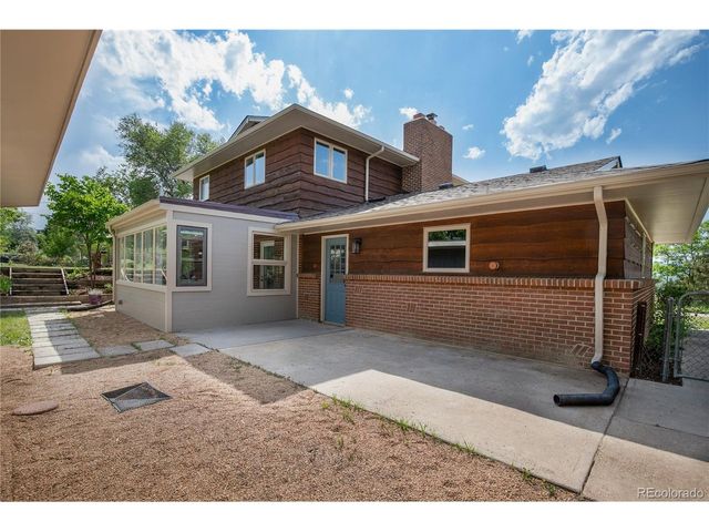 8836 Marathon Rd, Niwot, CO 80503