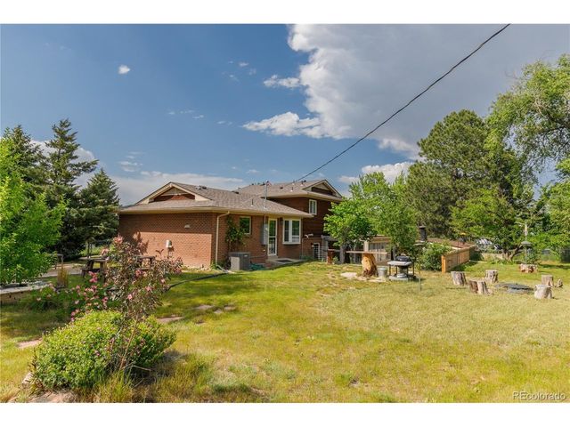 8836 Marathon Rd, Niwot, CO 80503
