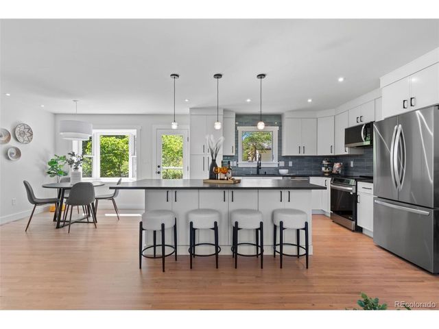 8836 Marathon Rd, Niwot, CO 80503