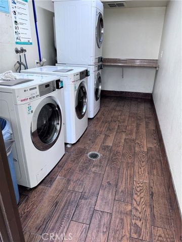 700 W 3rd B107, Santa Ana, CA 92701