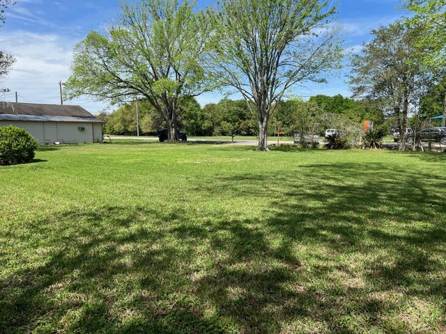 3414 E Walnut Street, Pearland, TX 77581