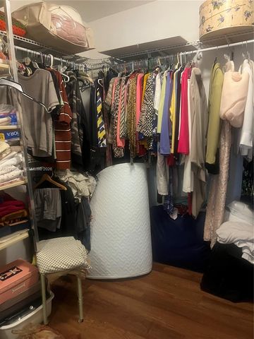 5724 S Bayberry Ln, Tamarac, FL 33319