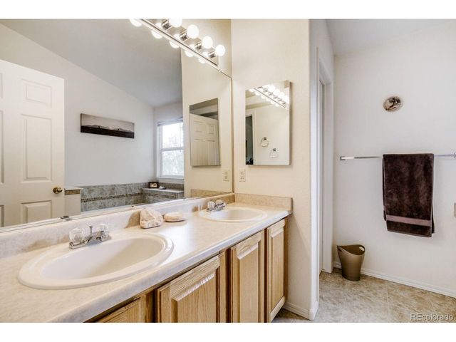 1355 Carnation Cir, Longmont, CO 80503
