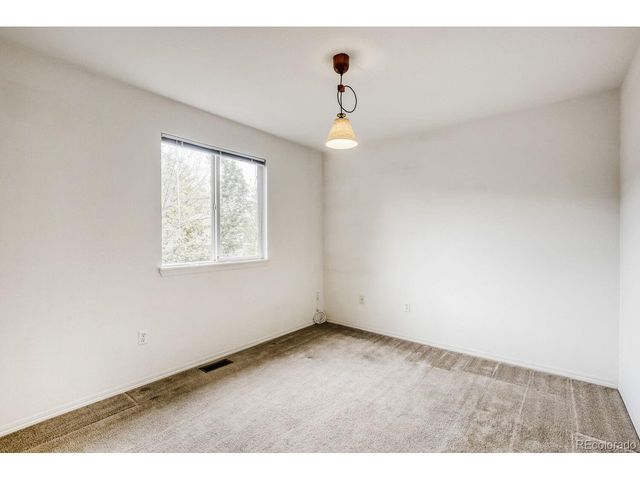 1355 Carnation Cir, Longmont, CO 80503