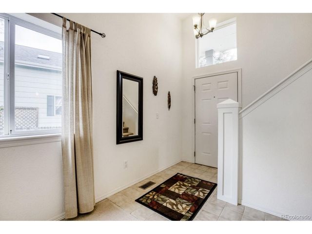 1355 Carnation Cir, Longmont, CO 80503