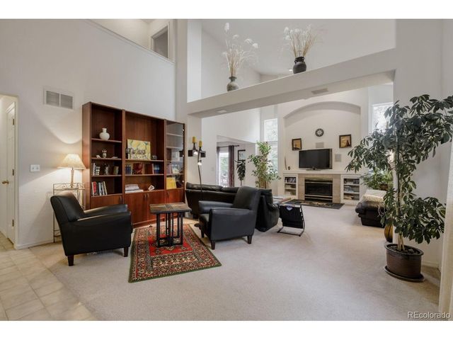 1355 Carnation Cir, Longmont, CO 80503