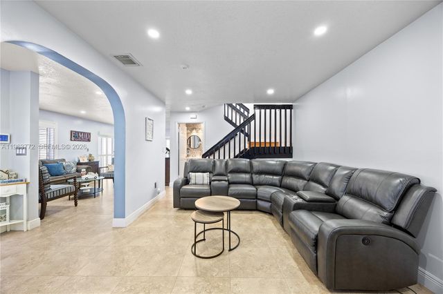 13910 SW 163rd St, Miami, FL 33177