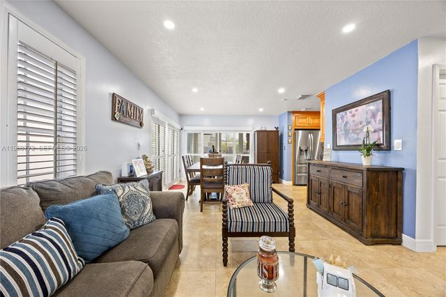 13910 SW 163rd St, Miami, FL 33177