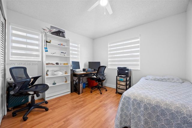 13910 SW 163rd St, Miami, FL 33177