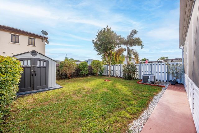 13910 SW 163rd St, Miami, FL 33177