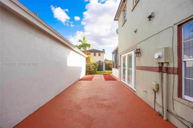 13910 SW 163rd St, Miami, FL 33177