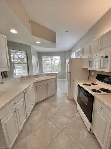 354 Dover Pl Apt 104, Naples, FL 34104