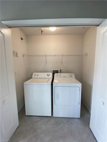 354 Dover Pl Apt 104, Naples, FL 34104