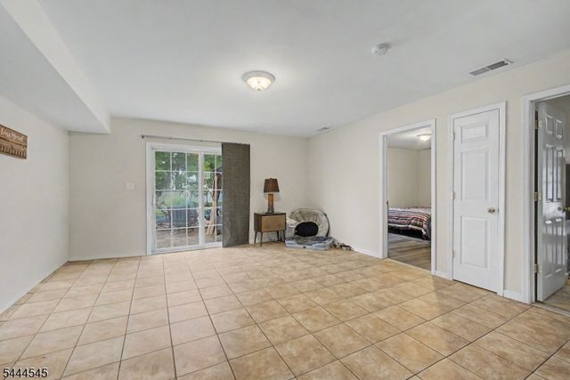 453 Huntington Rd, Union Twp., NJ 07083