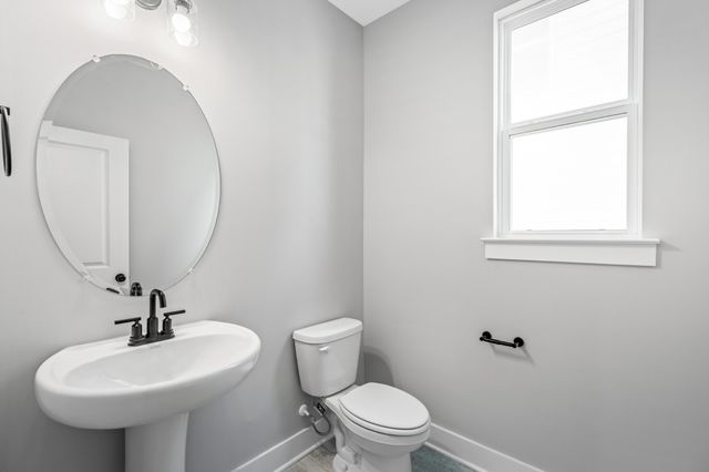 2655 Netterfield Drive, White House, TN 37188