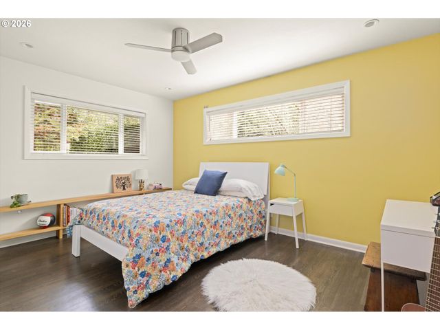 7175 Sw DOGWOOD Pl, Portland, OR 97225