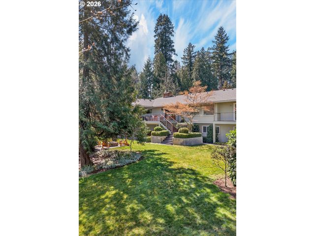 7175 Sw DOGWOOD Pl, Portland, OR 97225