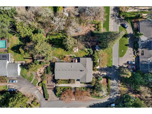 7175 Sw DOGWOOD Pl, Portland, OR 97225