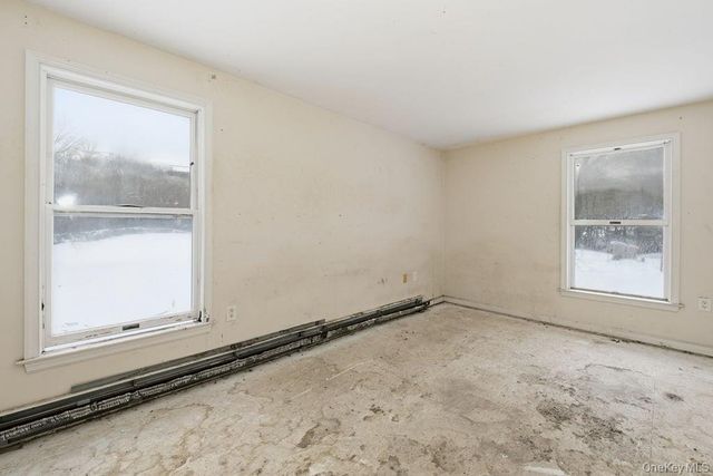 447 N Elting Corners Road, Highland, NY 12528