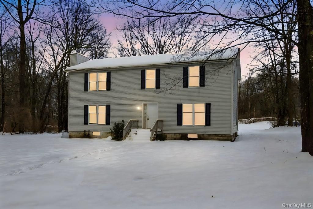 447 N Elting Corners Road, Highland, NY 12528