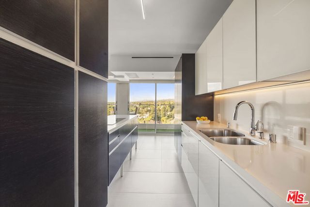 838 N Doheny Drive 1202, West Hollywood, CA 90069