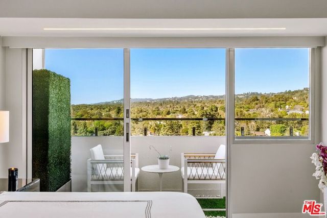 838 N Doheny Drive 1202, West Hollywood, CA 90069