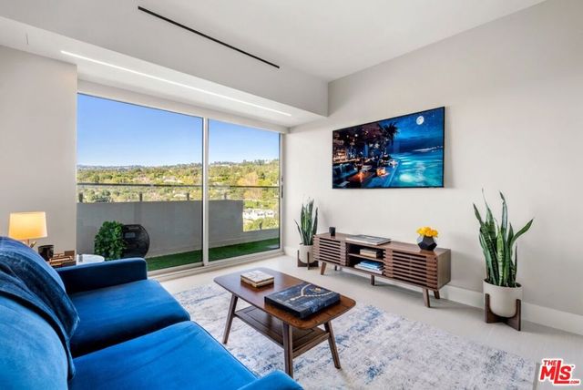 838 N Doheny Drive 1202, West Hollywood, CA 90069