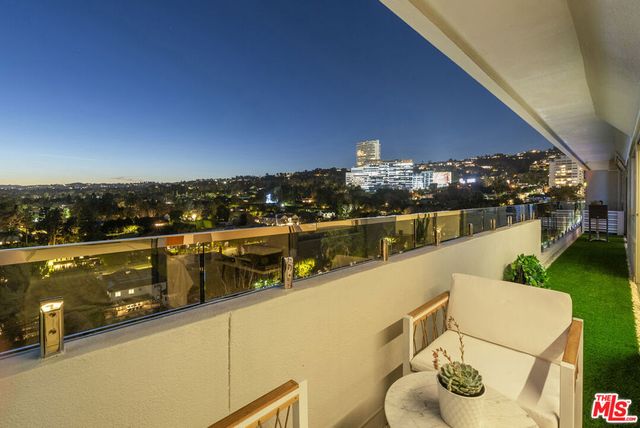 838 N Doheny Drive 1202, West Hollywood, CA 90069