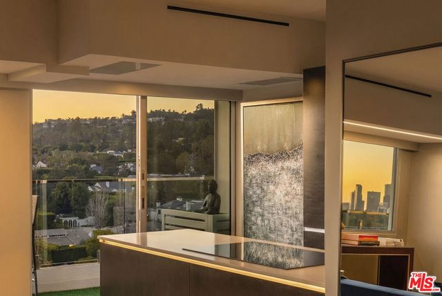 838 N Doheny Drive 1202, West Hollywood, CA 90069