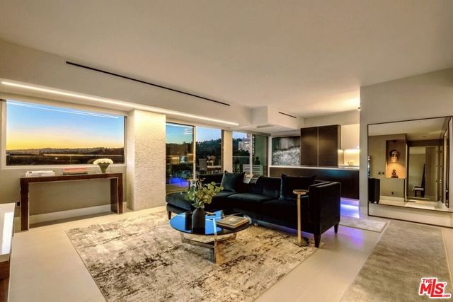 838 N Doheny Drive 1202, West Hollywood, CA 90069