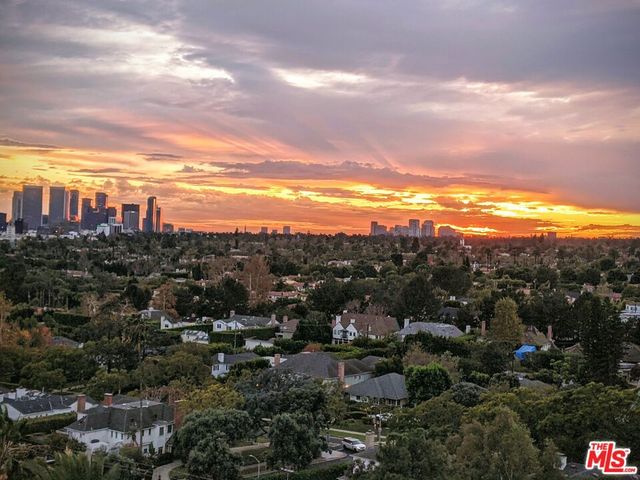 838 N Doheny Drive 1202, West Hollywood, CA 90069