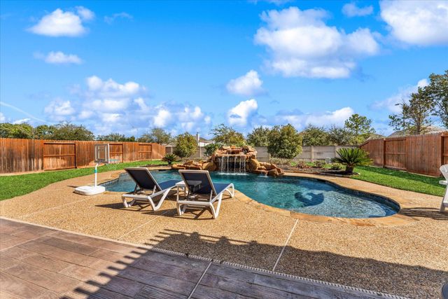 18702 Hardy Trace Drive, Tomball, TX 77377