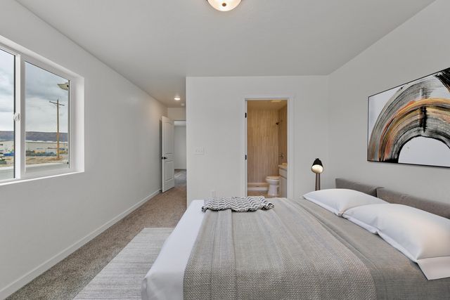 2352 Glen Canyon Avenue D, Grand Junction, CO 81505