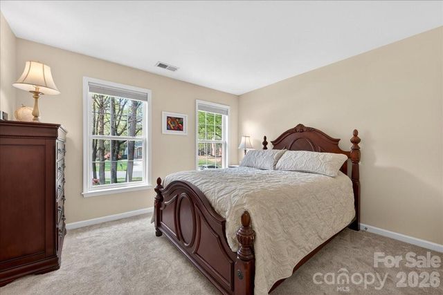 12532 Overlook Mountain Drive, Charlotte, NC 28216