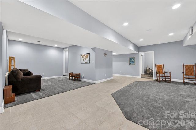 12532 Overlook Mountain Drive, Charlotte, NC 28216
