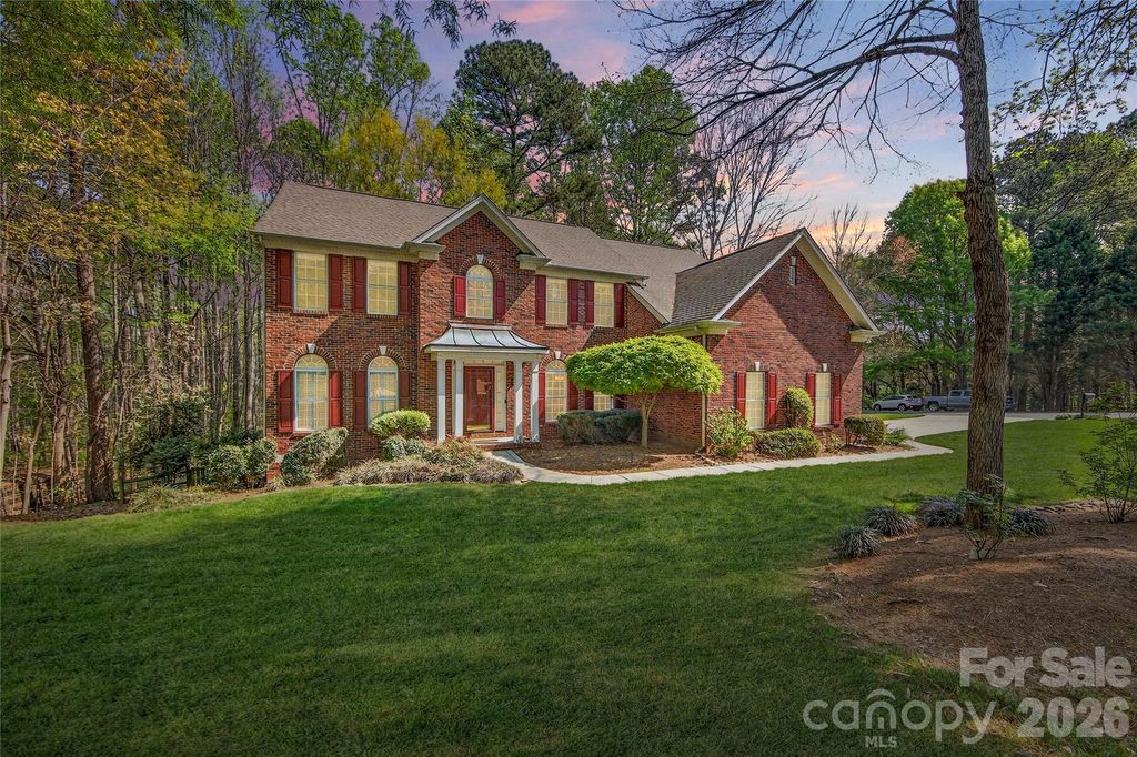 12532 Overlook Mountain Drive, Charlotte, NC 28216