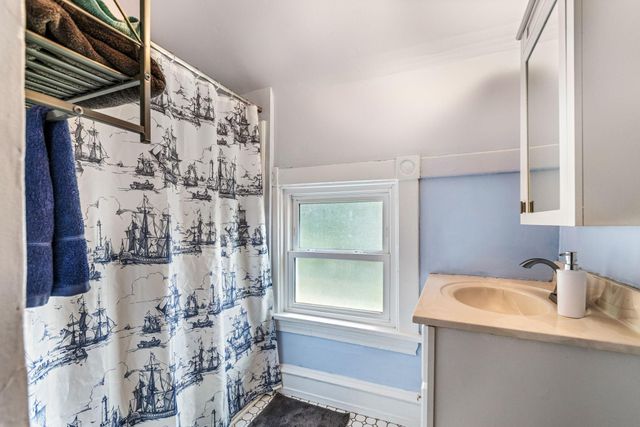 1802 Dayton Avenue, Saint Paul, MN 55104