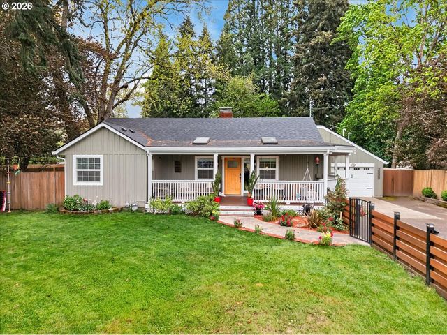 3935 Ne Brogden St, Hillsboro, OR 97124